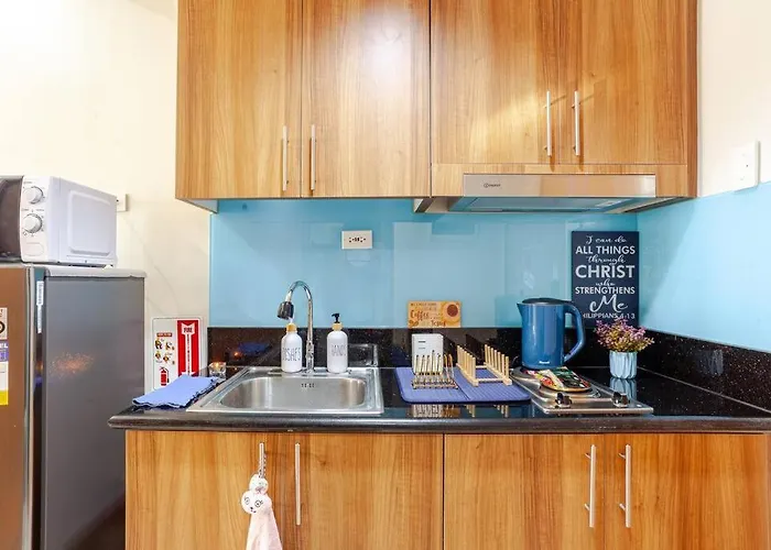 Staycation At Shore By Layandy Apartment Manila