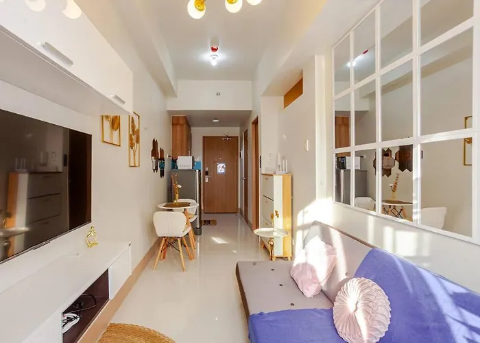 Staycation At Shore By Layandy Apartment Manila