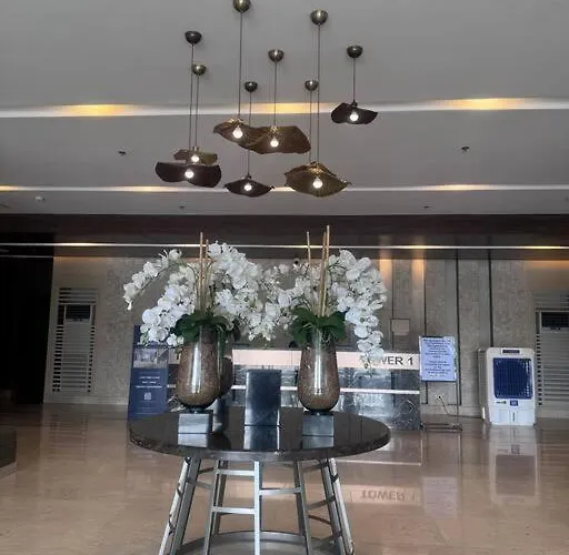Staycation At Shore By Layandy Manila