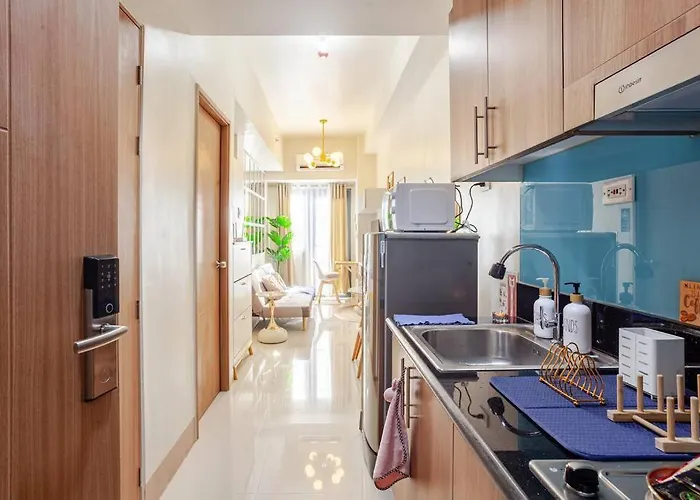 Apartment Staycation At Shore By Layandy