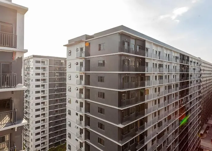 Staycation At Shore By Layandy Apartment Manila